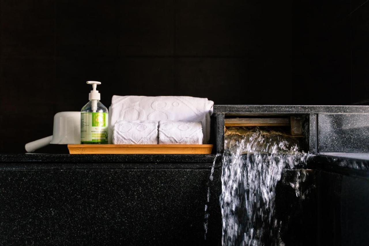 58˚ Hotspring Hotel Jiaoxi Eksteriør billede
